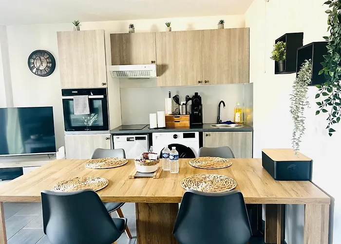 LES JARDINS DES SENTEURS - Appartement privé avec parking
